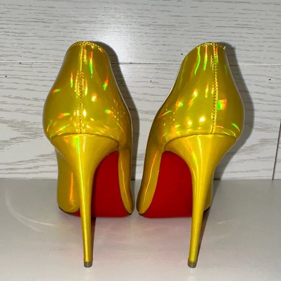 NEVER WORN Christian louboutin shoes in yellow size 36.5 (6 1/2us) - Picture 3 of 5